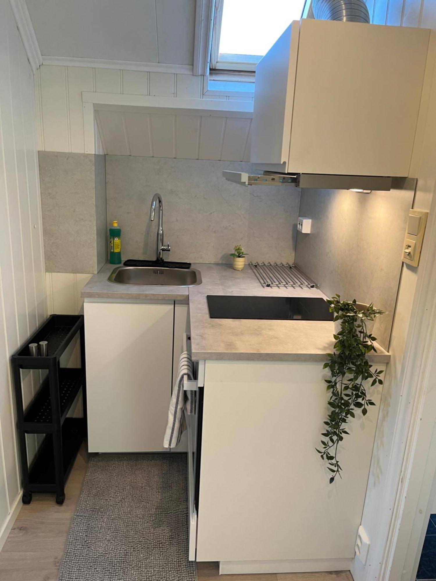 A Beautiful 3-Bedroom Apartment With Stunning Views And Free Parking Bergen Esterno foto
